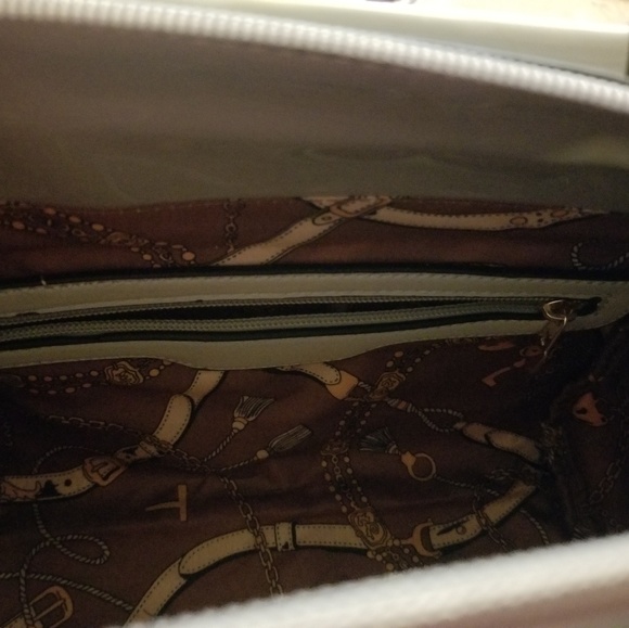 HOST PICK!!  Mouse and Music Hand Painted purse - Picture 8 of 8